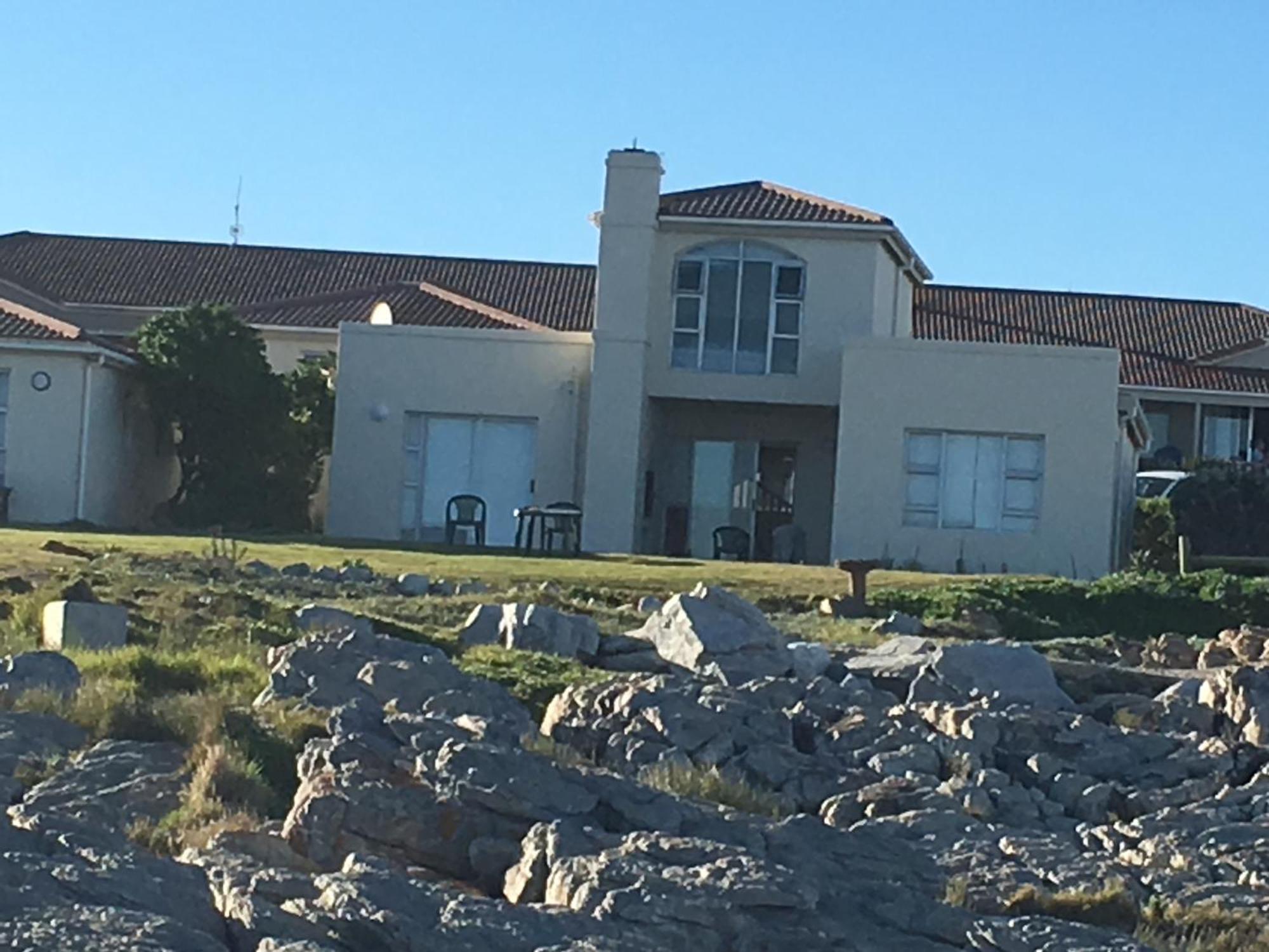 Oceans Edge - Hermanus Beach Club Villa Exterior photo