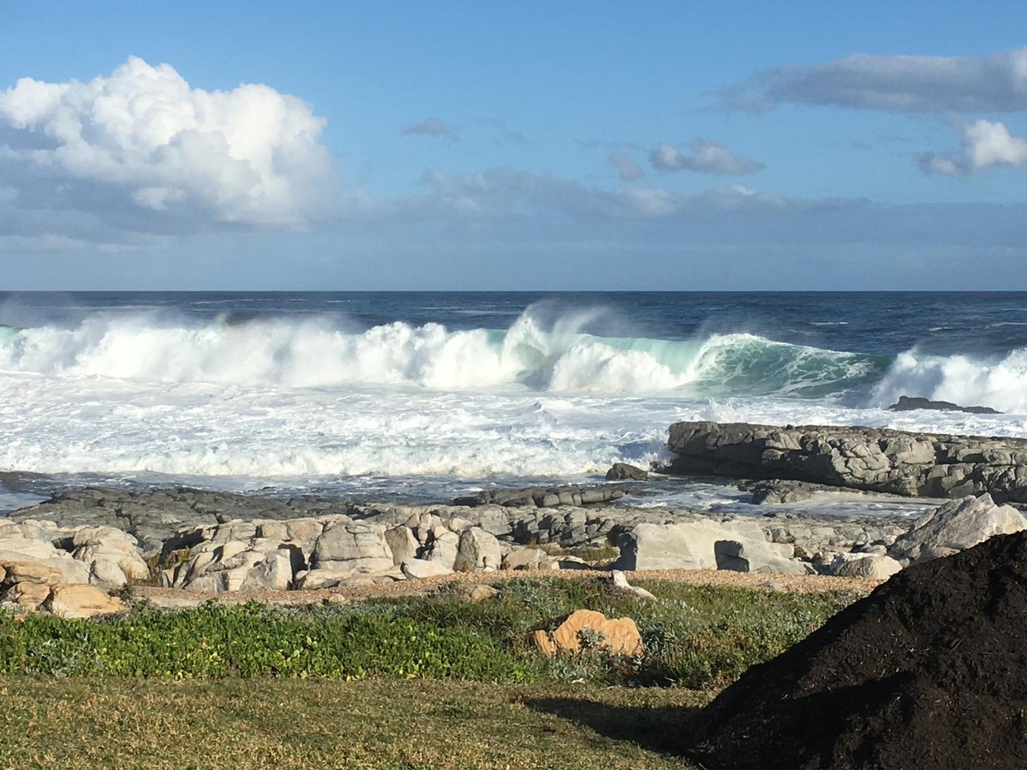 Oceans Edge - Hermanus Beach Club Villa Exterior photo