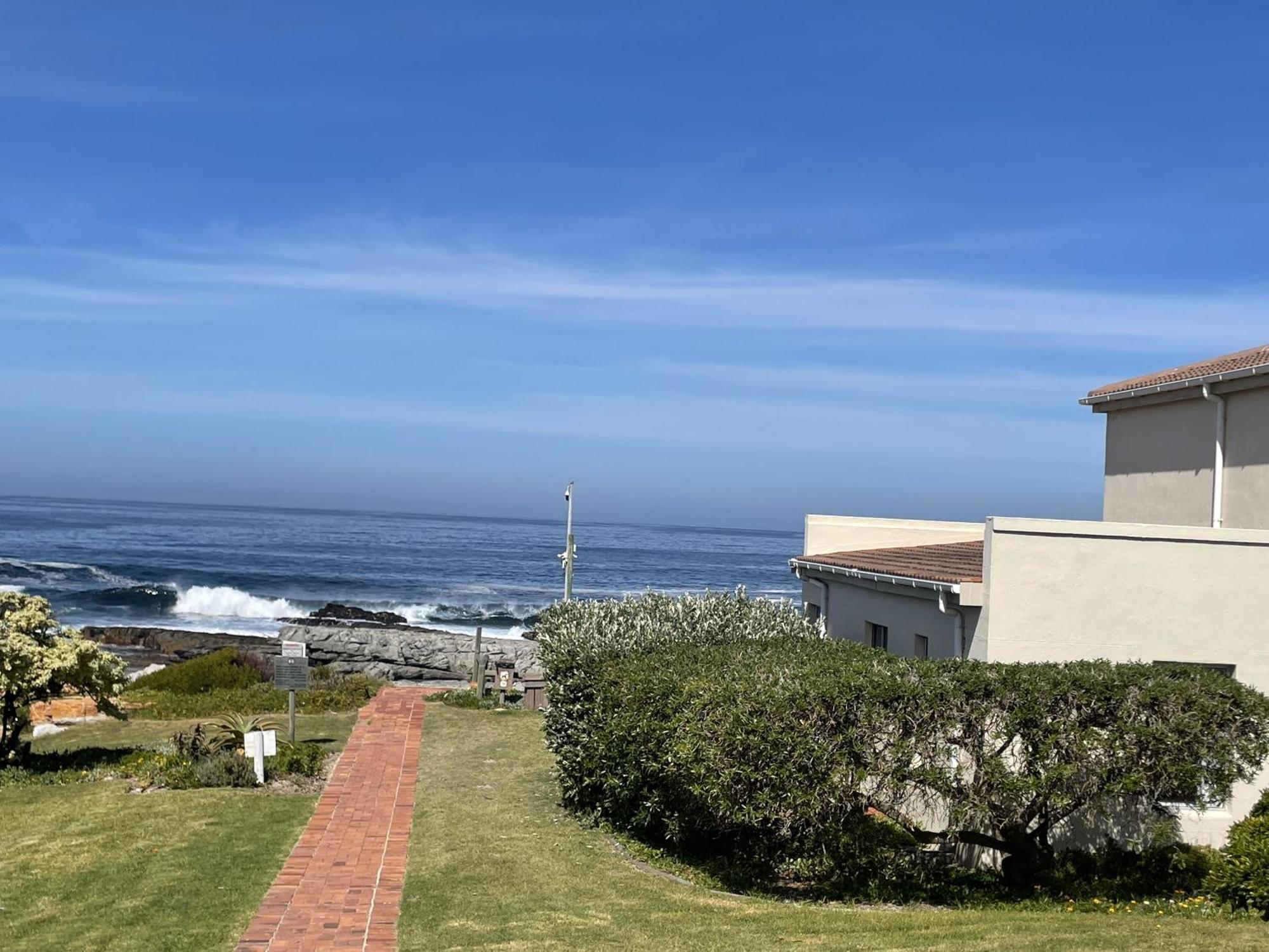 Oceans Edge - Hermanus Beach Club Villa Exterior photo